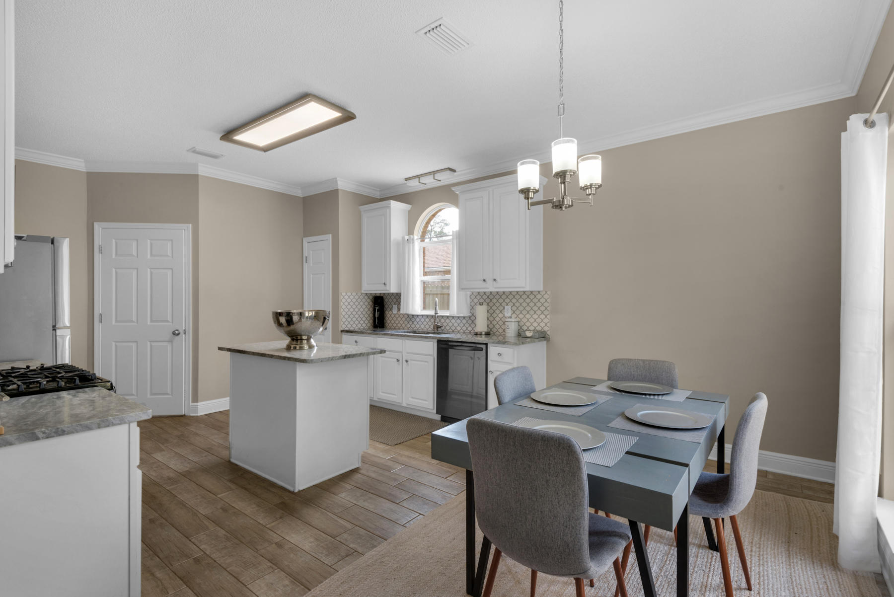 PARKWOOD ESTATES PH 7 - Residential