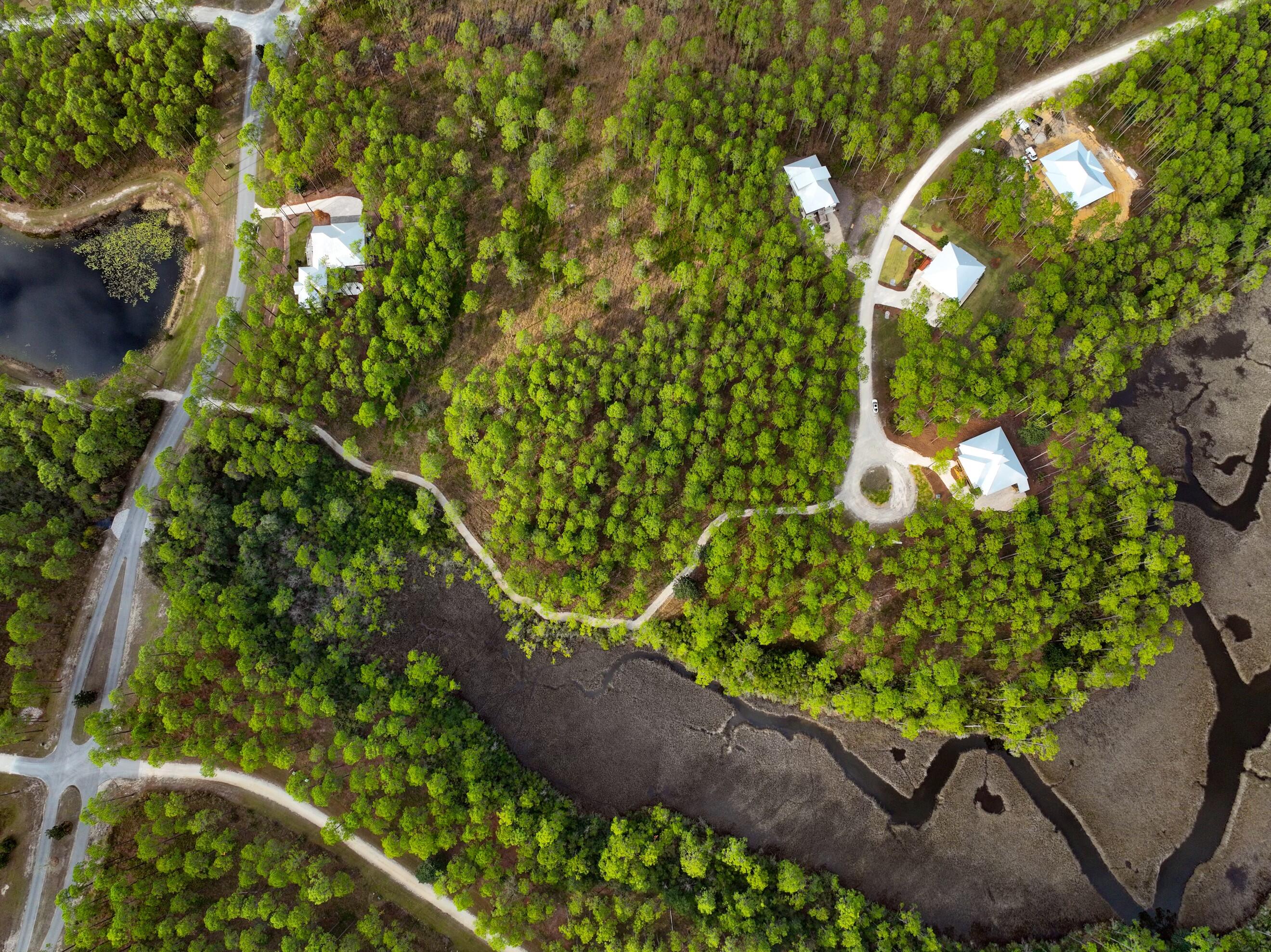 RIVERCAMPS ON CROOKED CREEK - Land