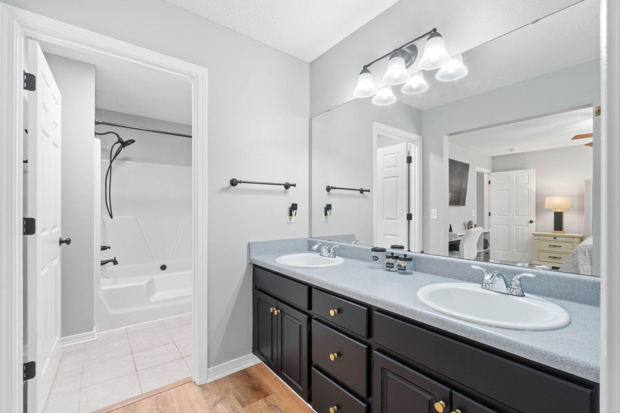 Cedar Ridge - Residential