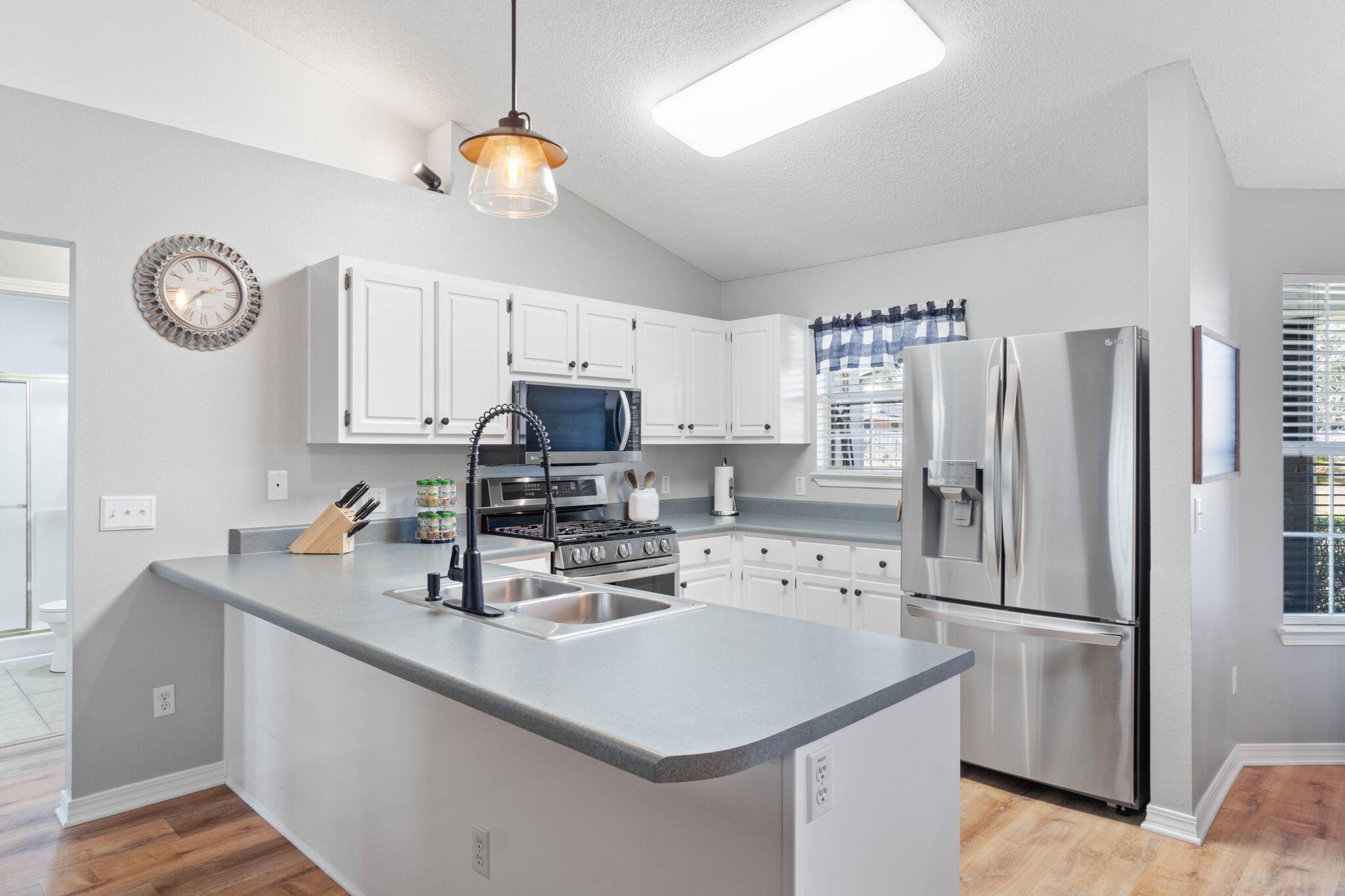 Cedar Ridge - Residential