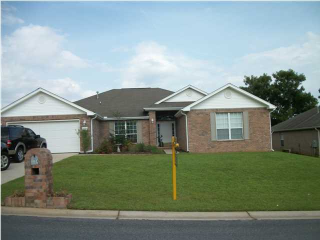 BROOKE ESTATES PH I - Residential Lease