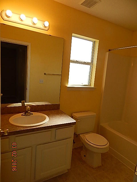 BROOKE ESTATES PH I - Residential Lease