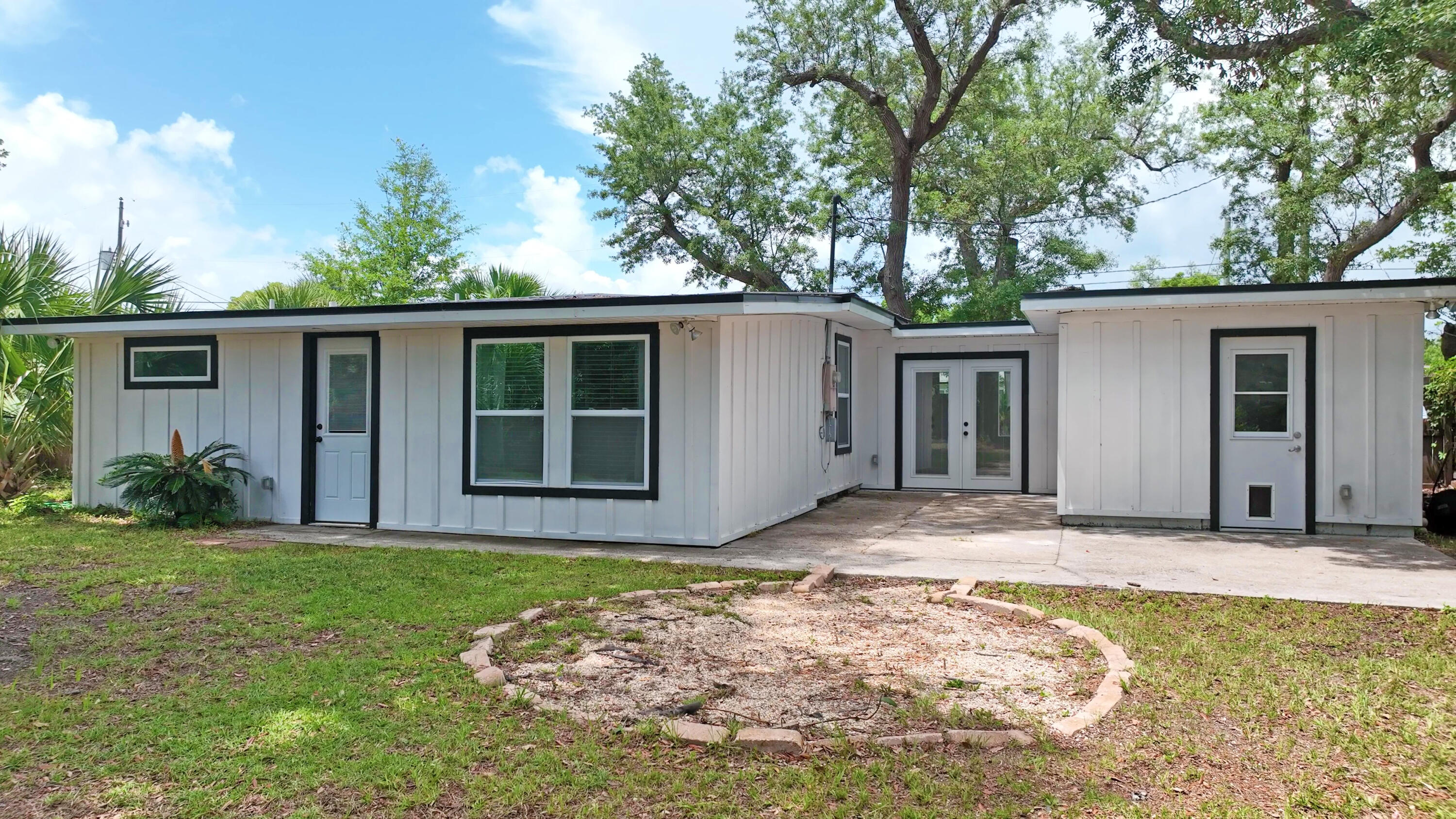COVE THE - Residential