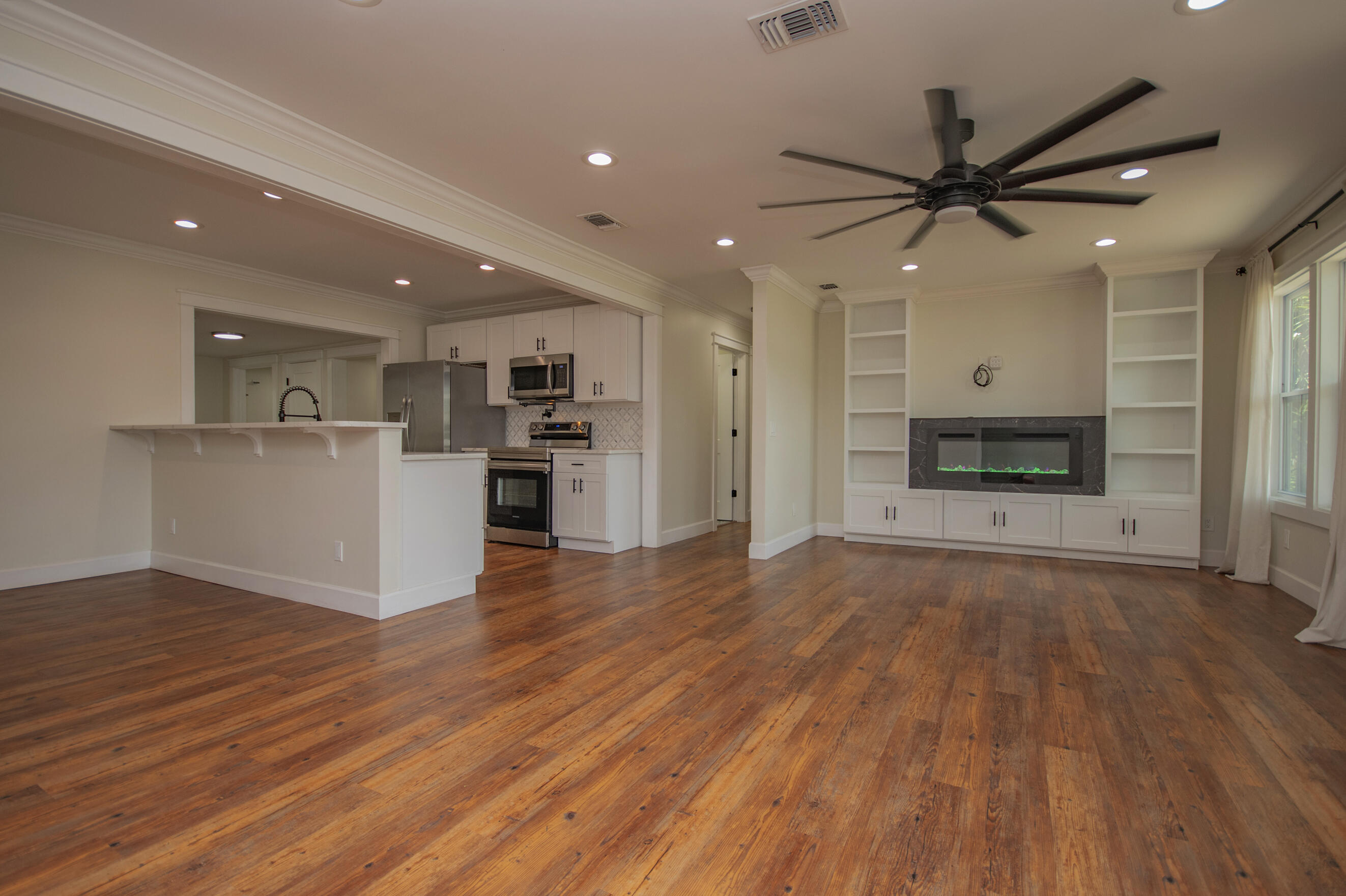 COVE THE - Residential