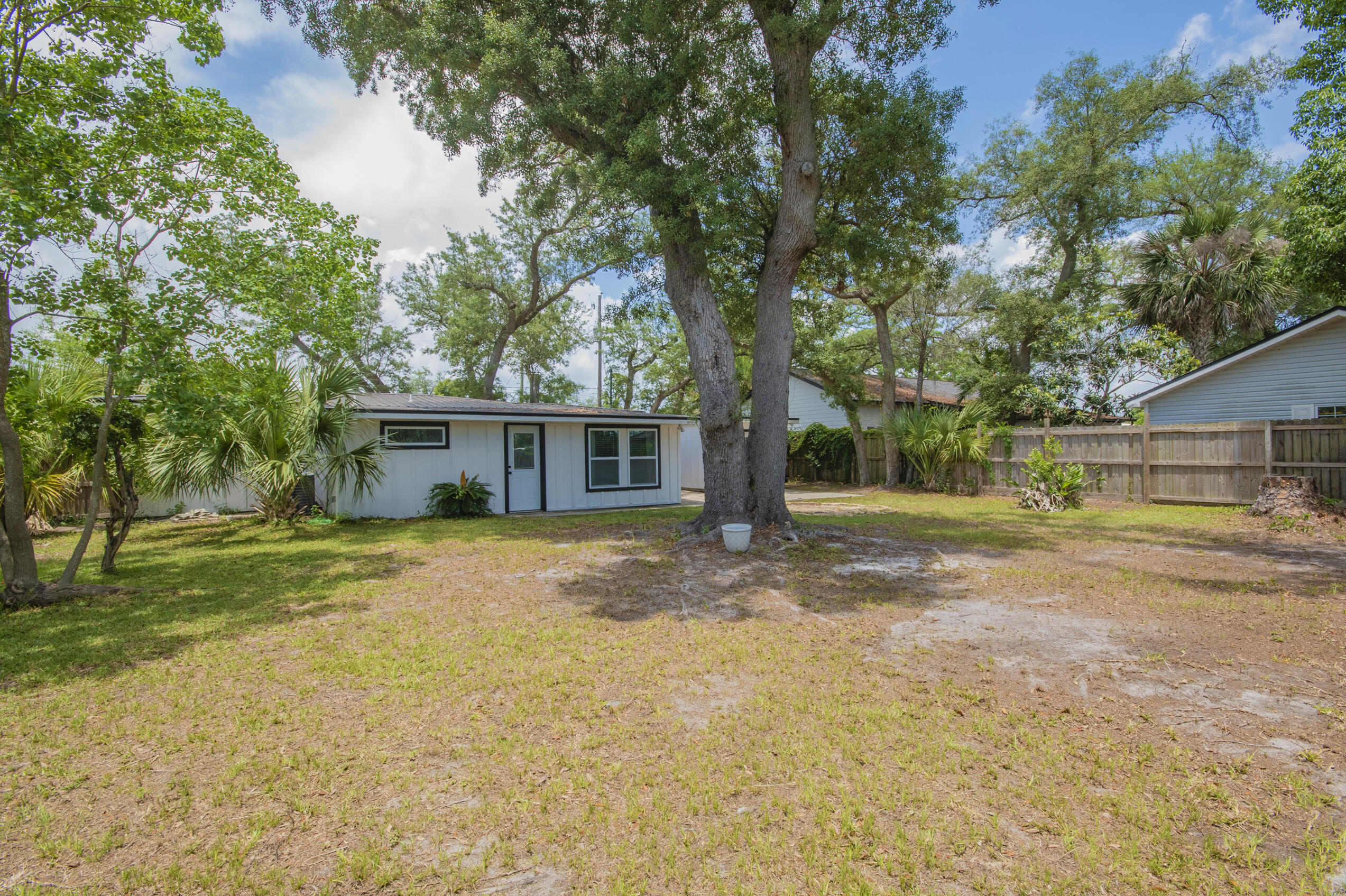 COVE THE - Residential
