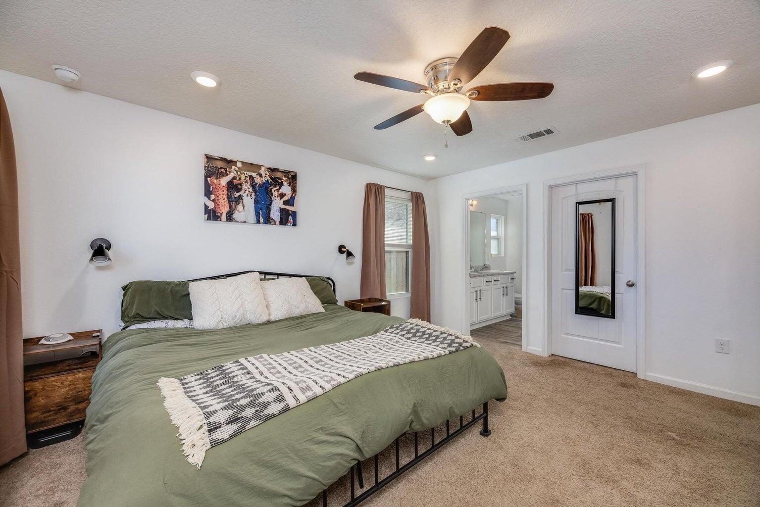 REDSTONE COMMONS - Residential Lease