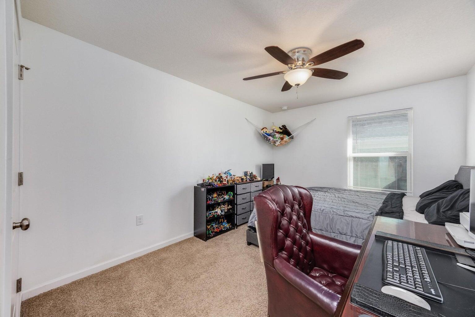 REDSTONE COMMONS - Residential Lease