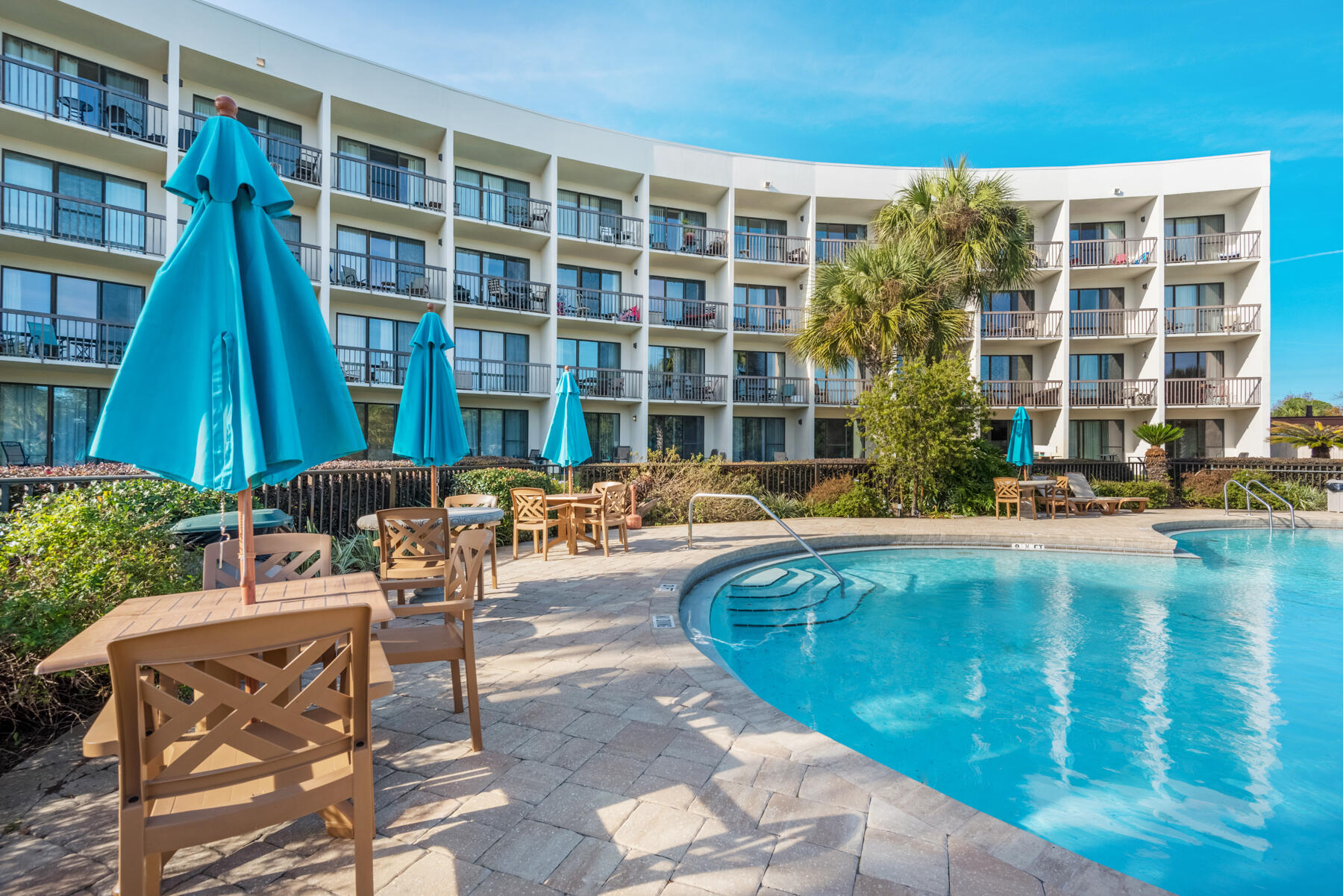 PIRATES BAY PH 1 - Residential
