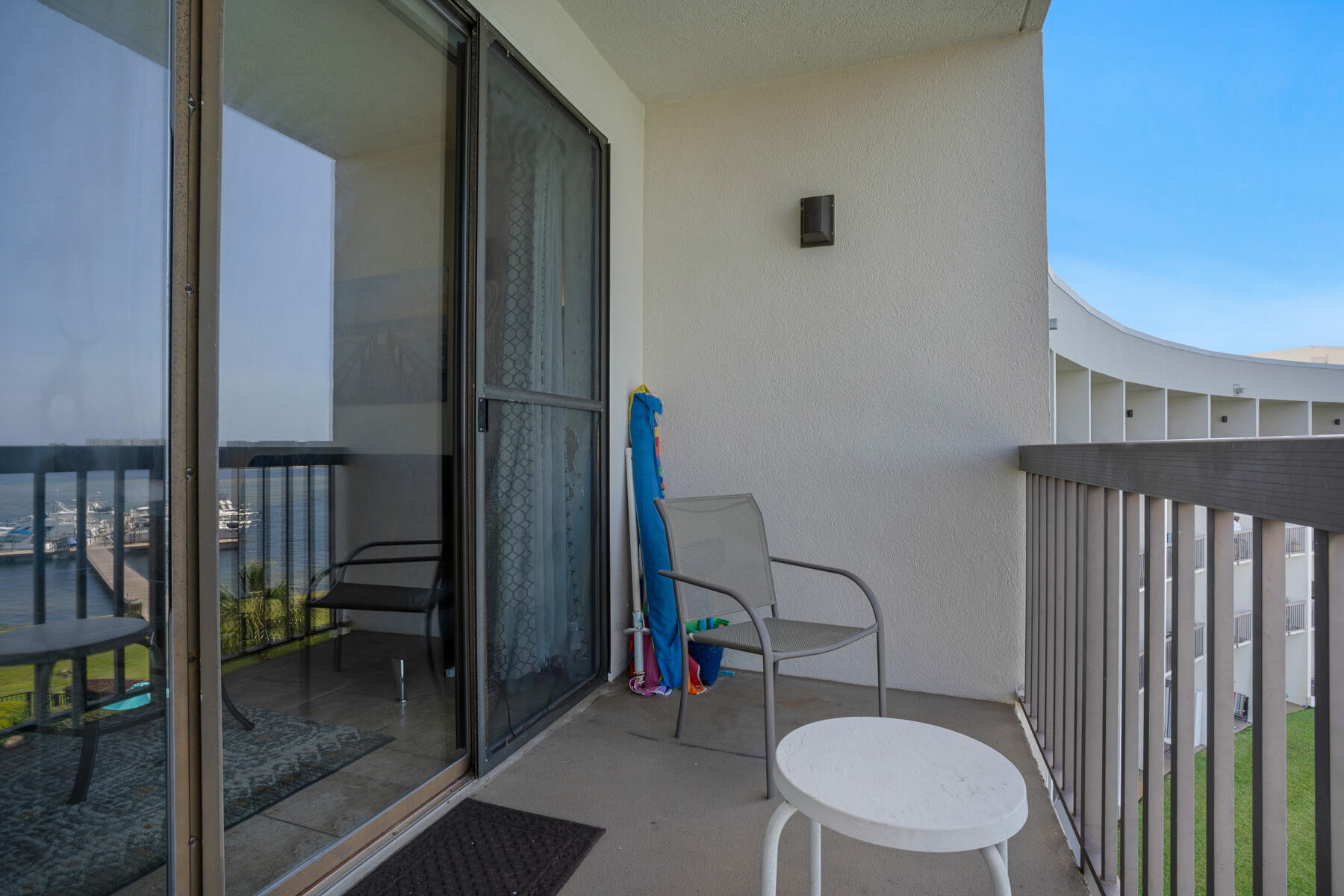 PIRATES BAY PH 1 - Residential