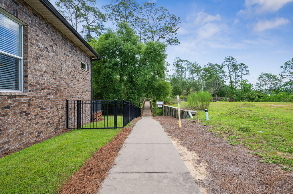 WATER'S EDGE - Residential