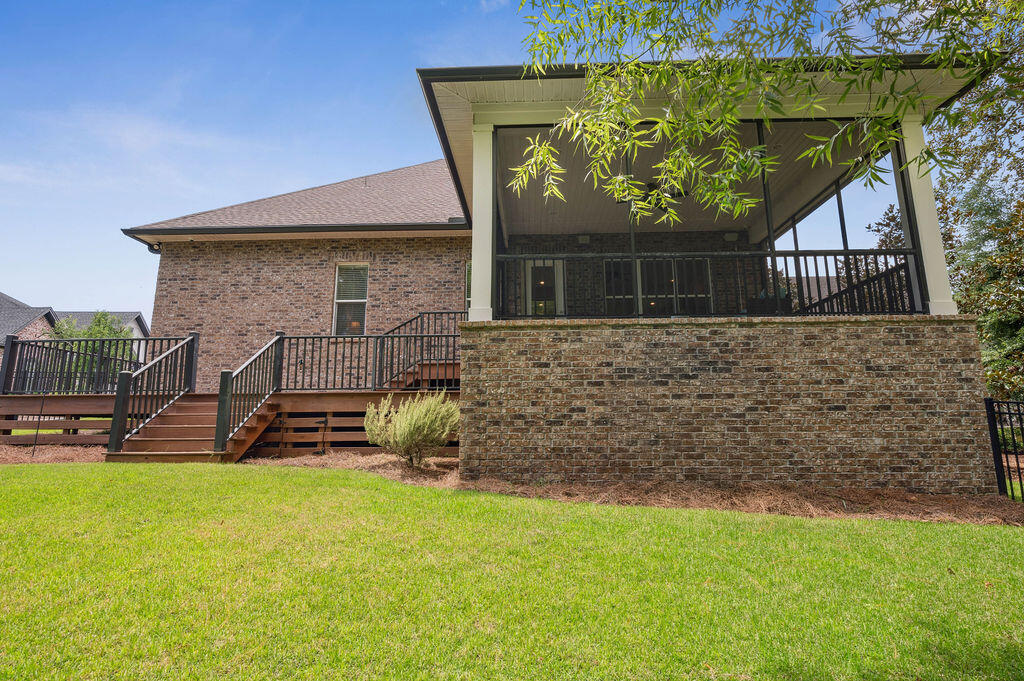 WATER'S EDGE - Residential