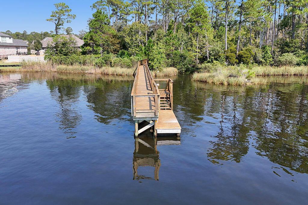 WATER'S EDGE - Residential