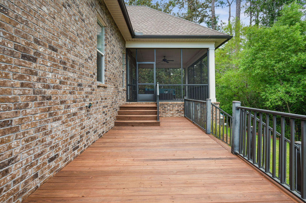 WATER'S EDGE - Residential
