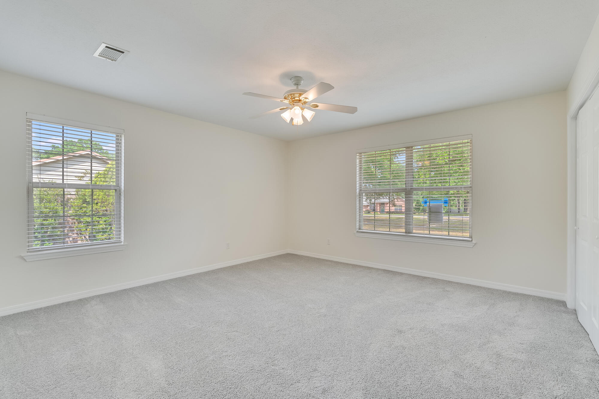 HIDDEN LAKES ESTATES - Residential