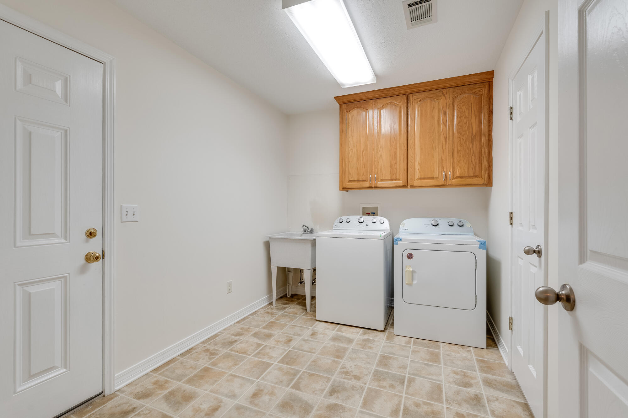 HIDDEN LAKES ESTATES - Residential