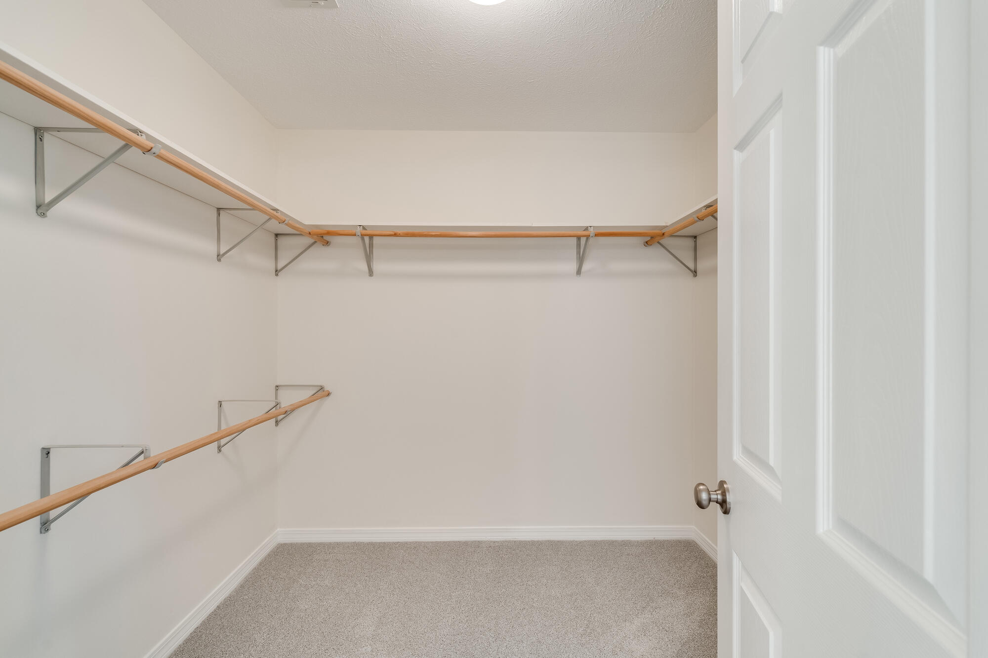 HIDDEN LAKES ESTATES - Residential