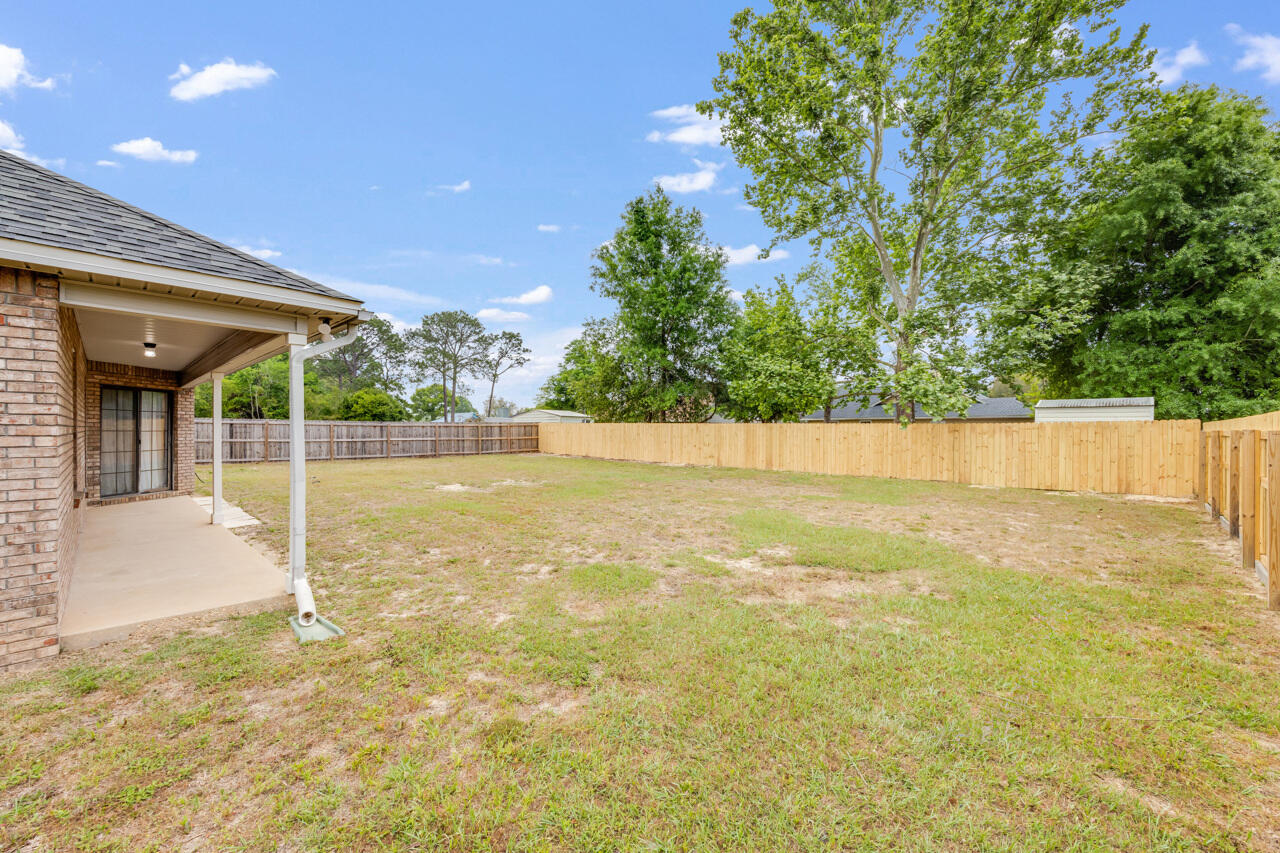 CRESTVIEW - Residential