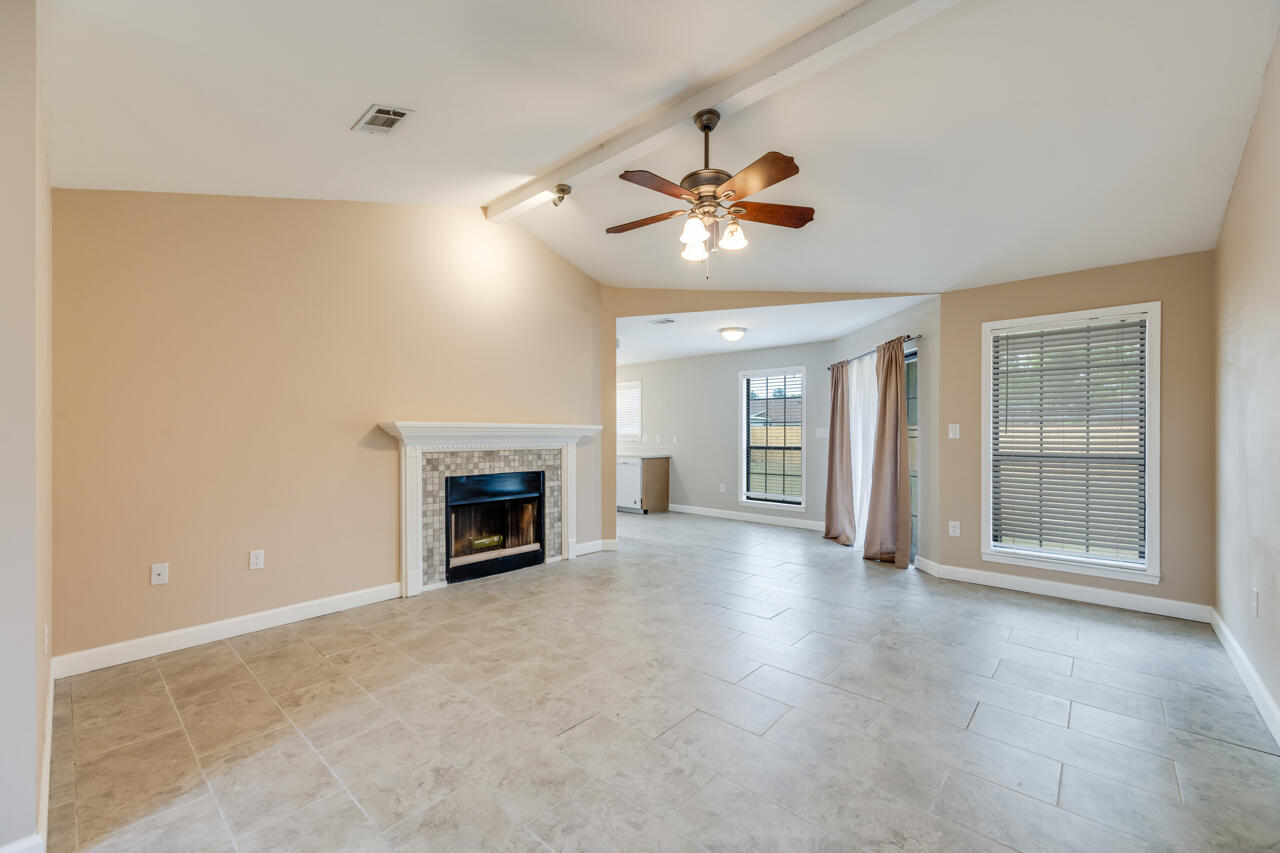 CRESTVIEW - Residential
