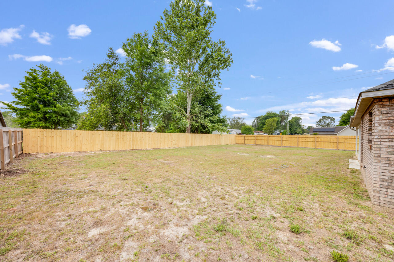 CRESTVIEW - Residential