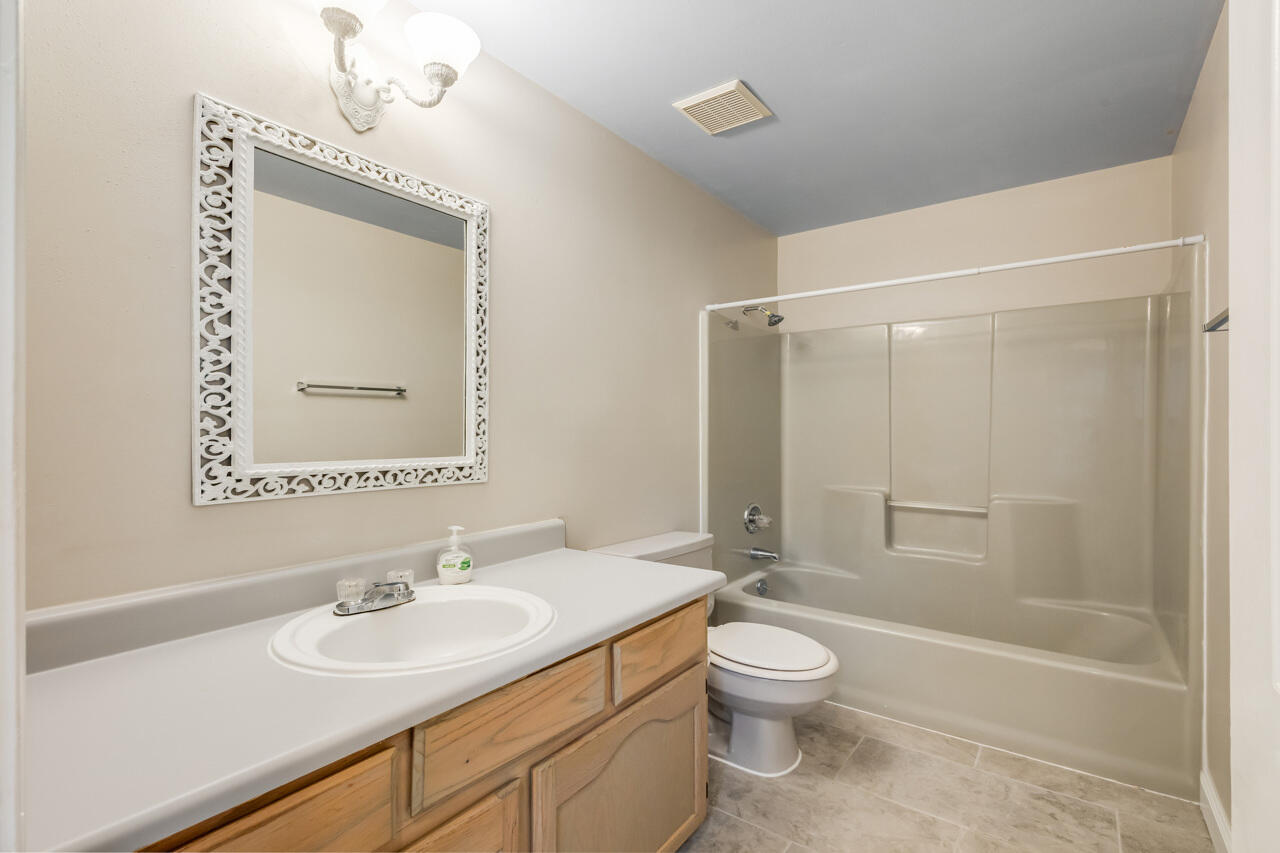 CRESTVIEW - Residential