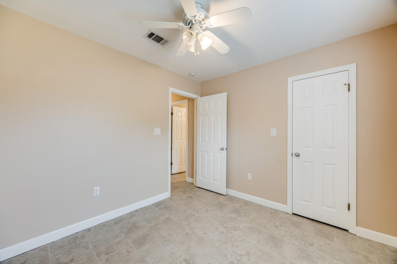 CRESTVIEW - Residential