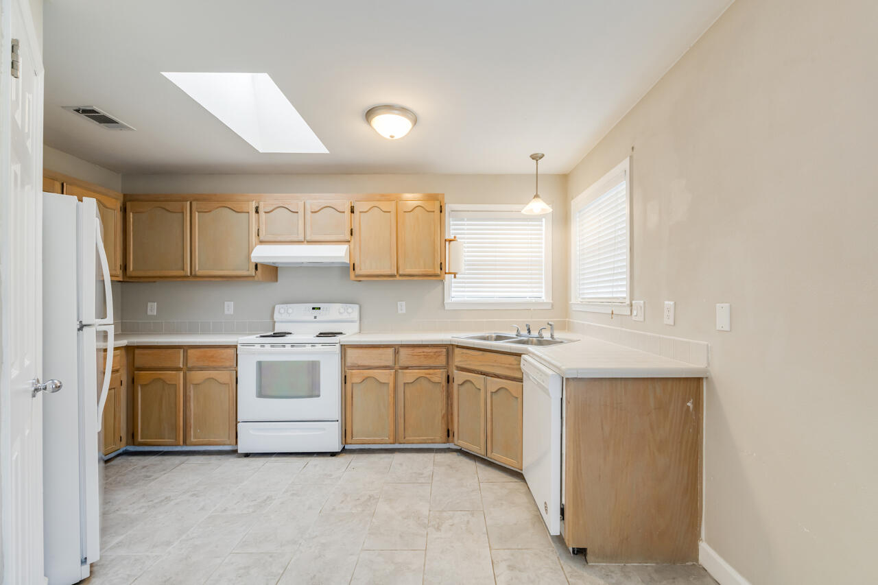 CRESTVIEW - Residential