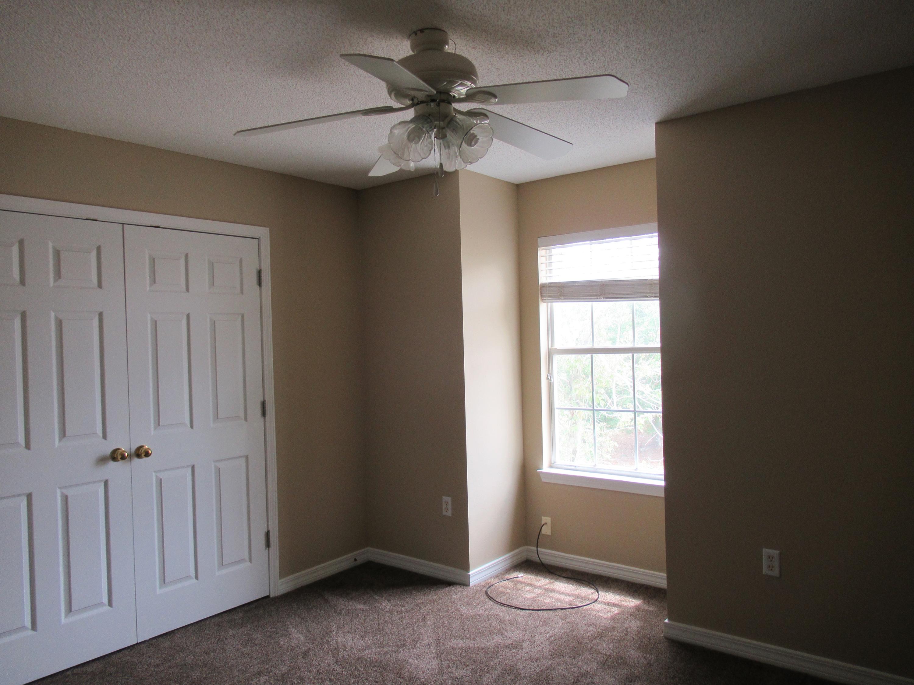 TWIN LAKES ESTATES - Residential