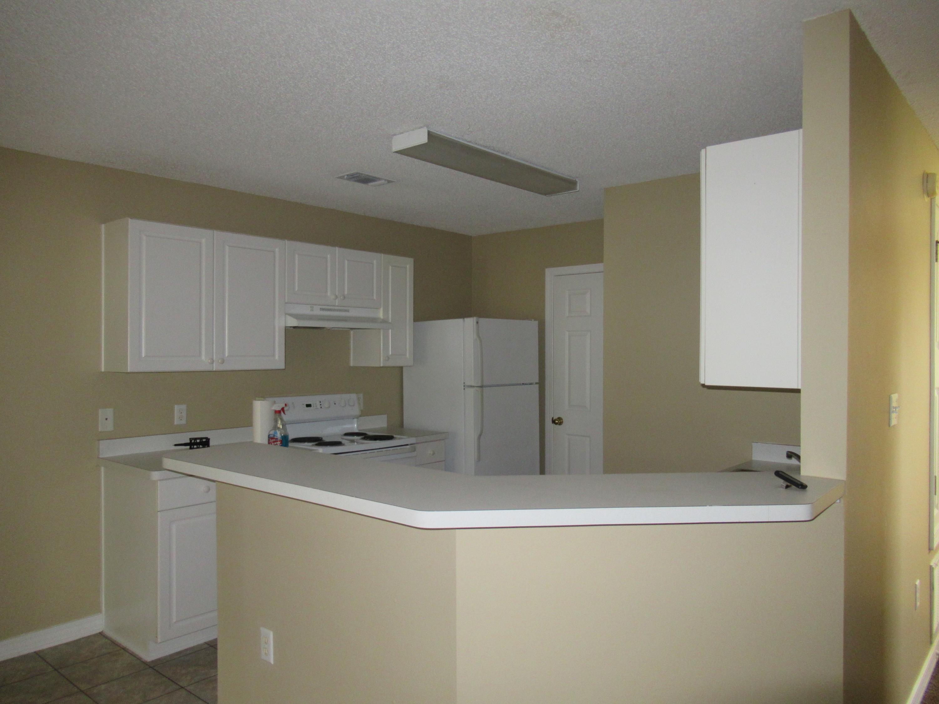 TWIN LAKES ESTATES - Residential