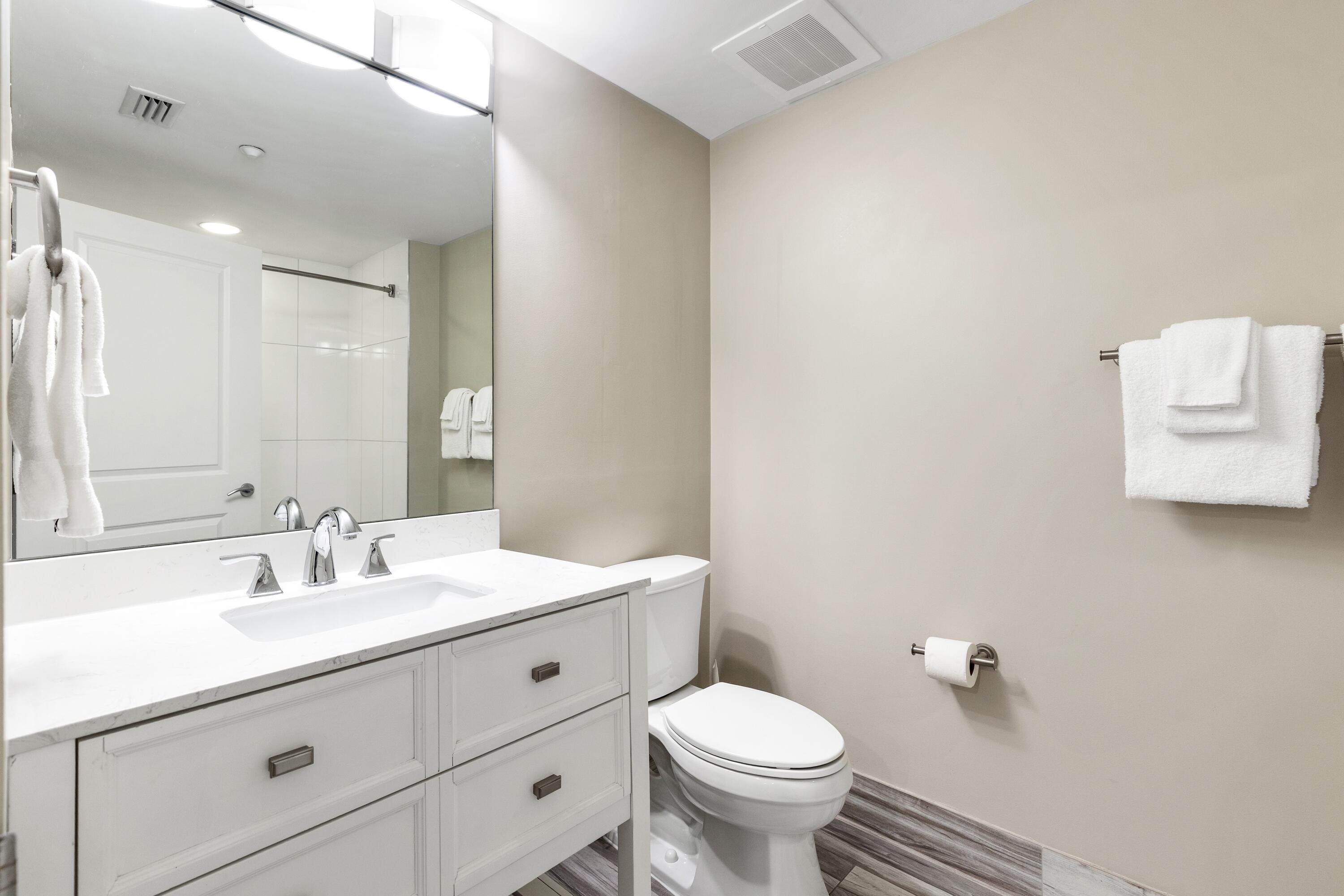 BAHIA CONDO - Residential