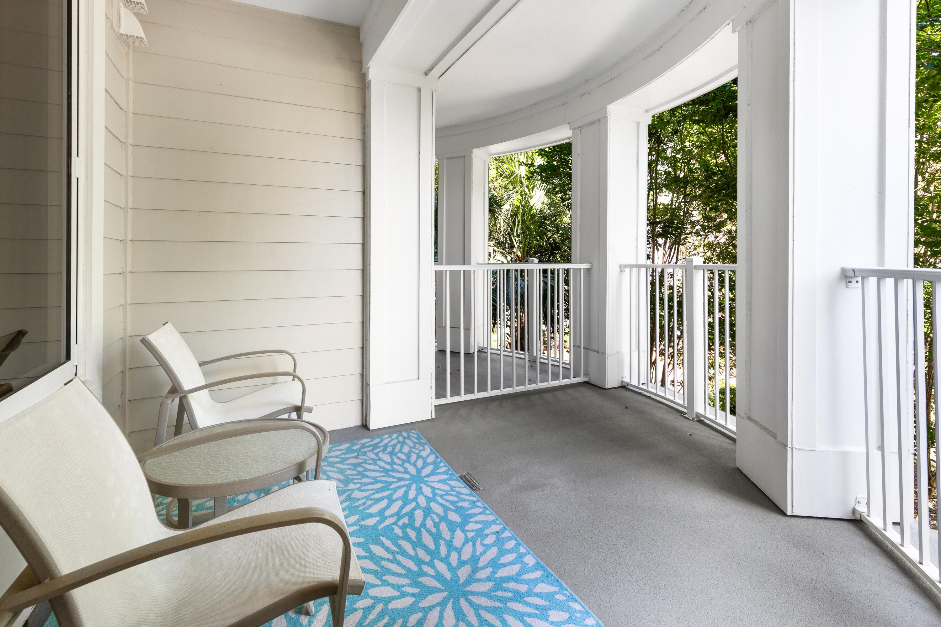 BAHIA CONDO - Residential