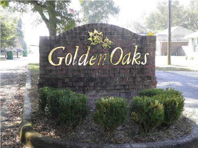GOLDEN OAKS - Residential Lease