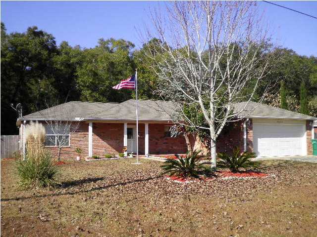 GOLDEN OAKS - Residential Lease