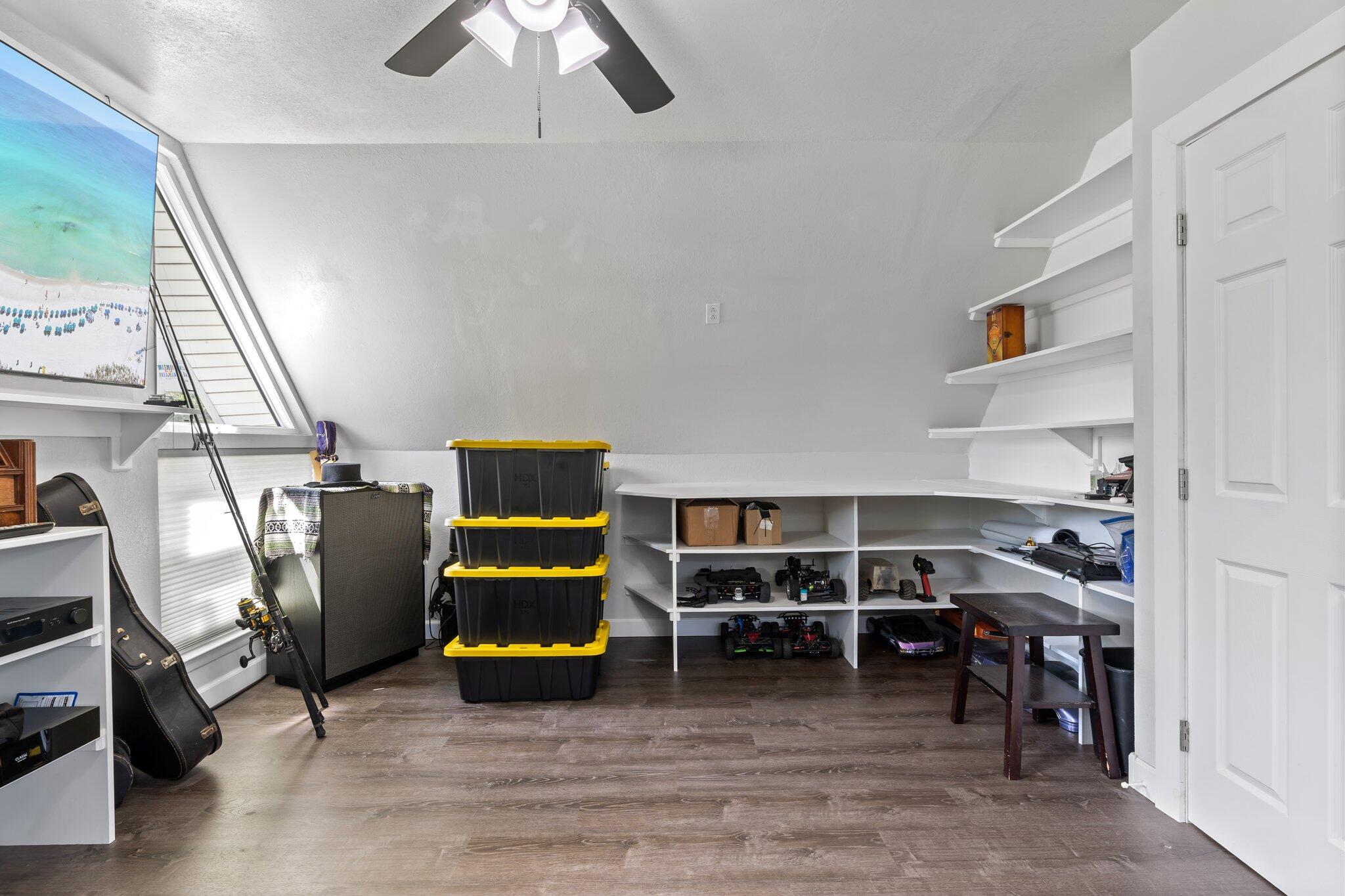 EAST BAY RIVER ESTATES - Residential