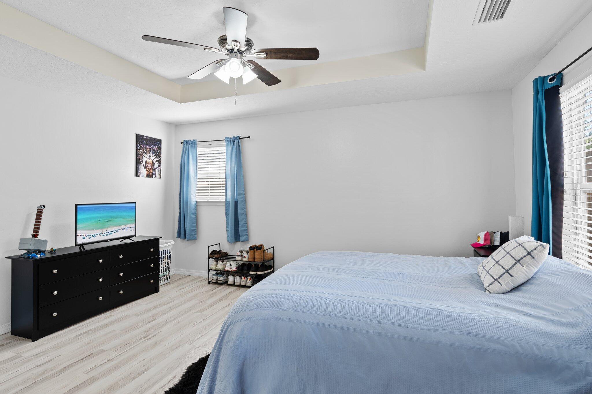 EAST BAY RIVER ESTATES - Residential