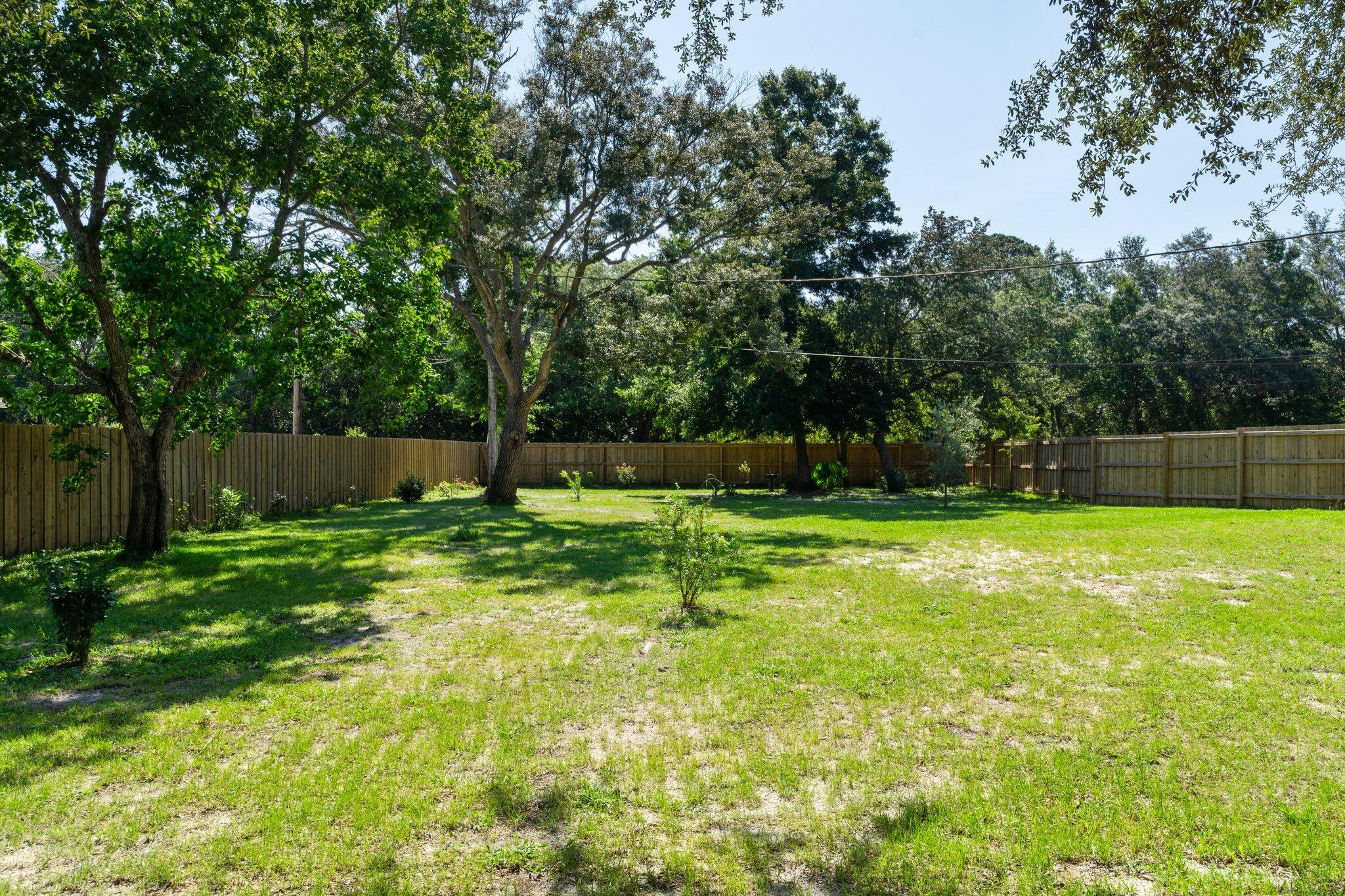EAST BAY RIVER ESTATES - Residential