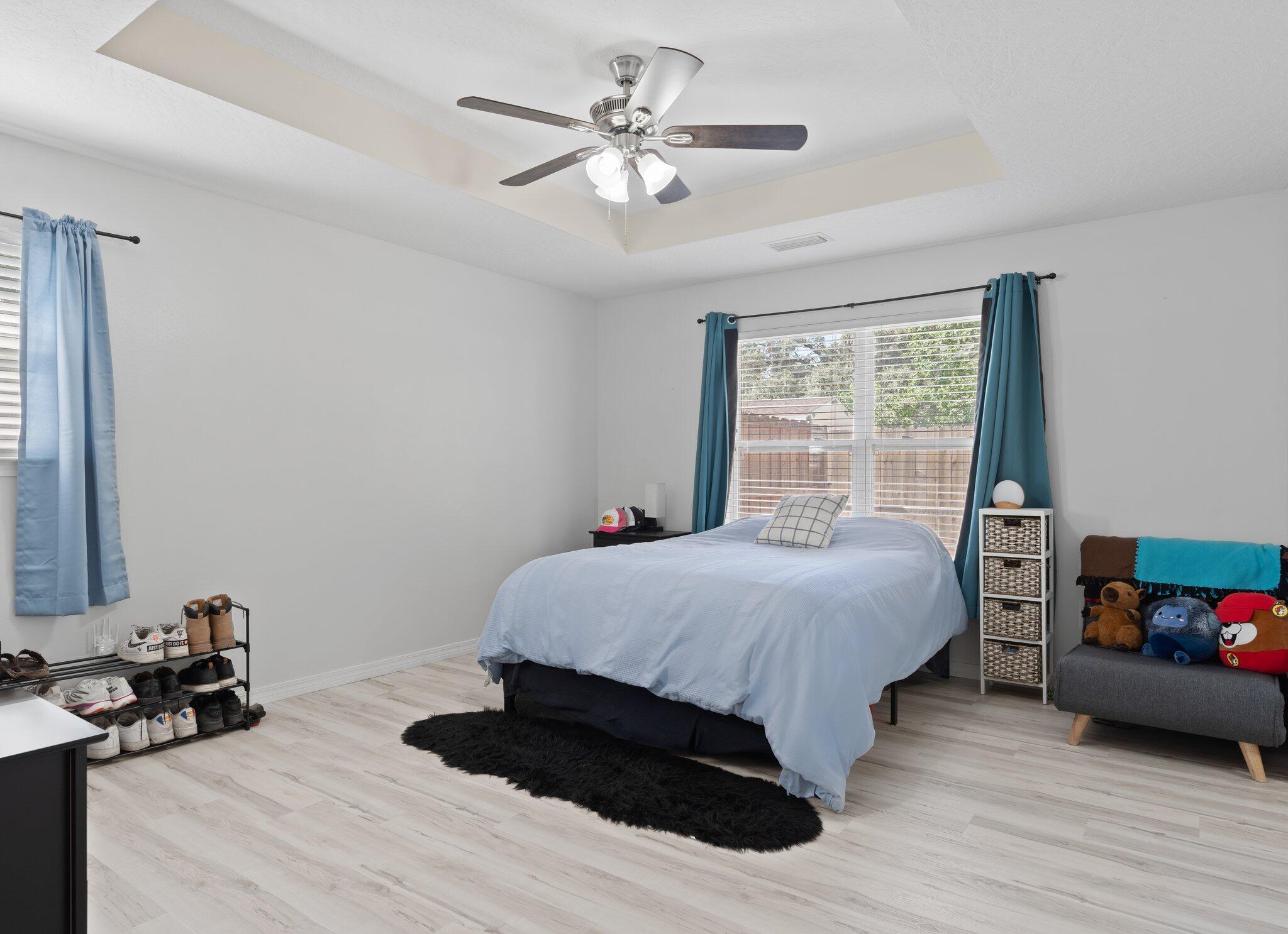 EAST BAY RIVER ESTATES - Residential