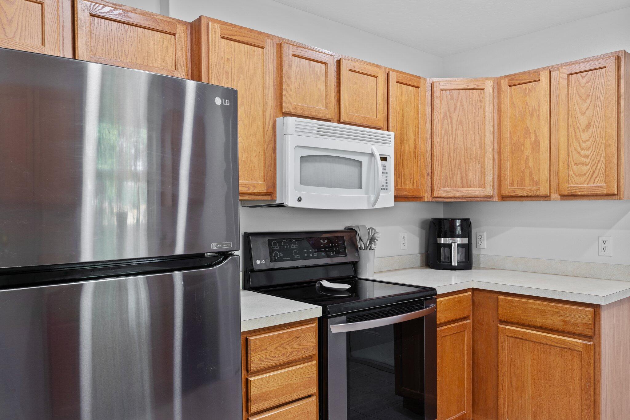 EAST BAY RIVER ESTATES - Residential