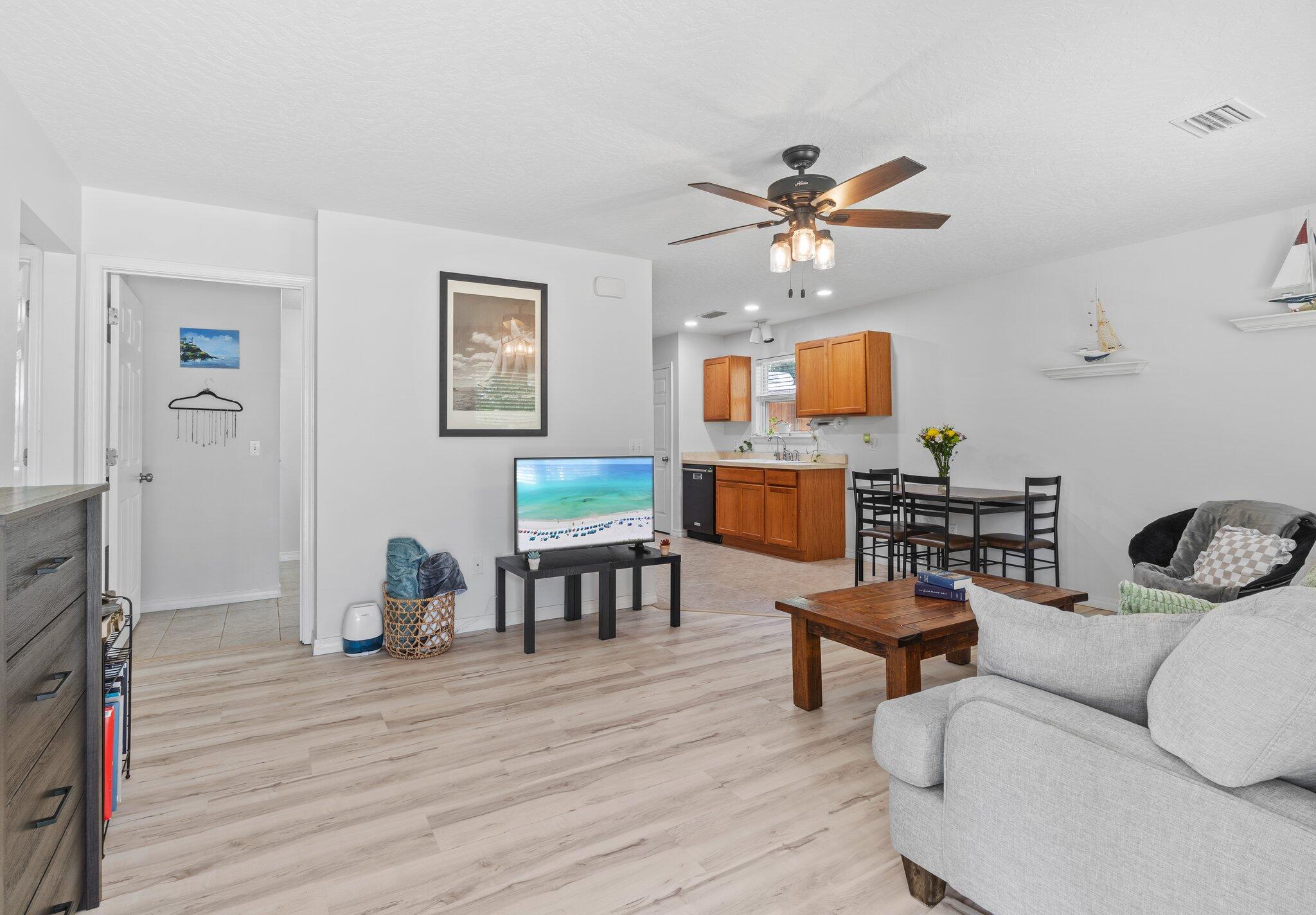 EAST BAY RIVER ESTATES - Residential
