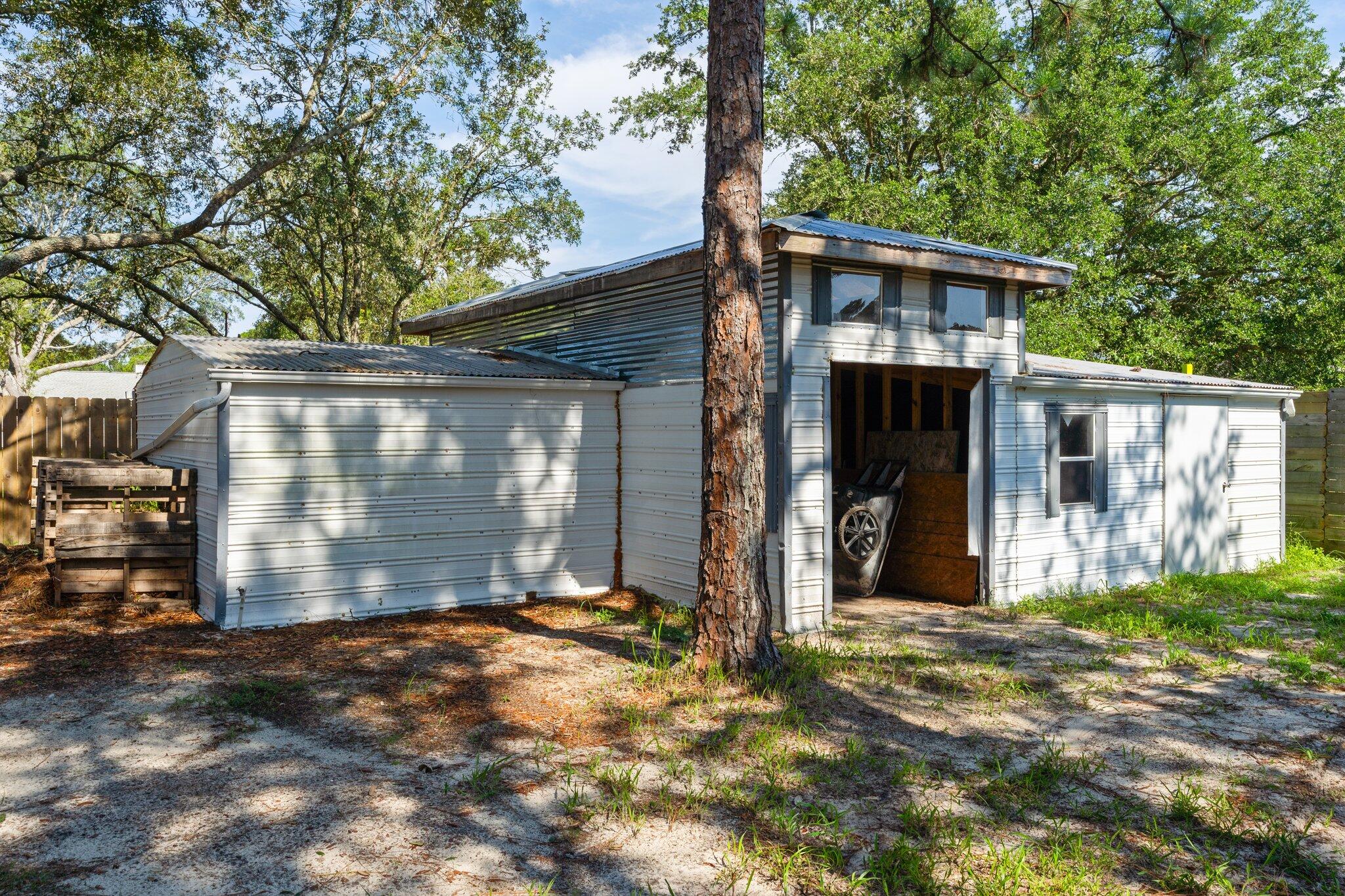 EAST BAY RIVER ESTATES - Residential