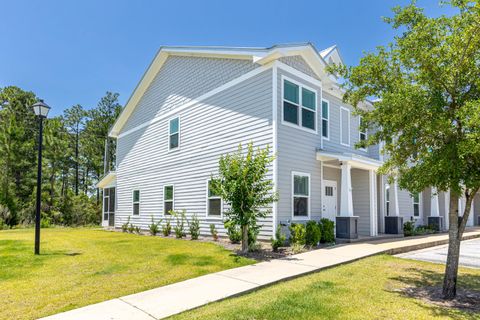 Photo of 392 N Sand Palm Road, Freeport, FL 32439 (MLS # 975331) Photo of 392 N Sand Palm Road, Freeport, FL 32439 (MLS # 975331)