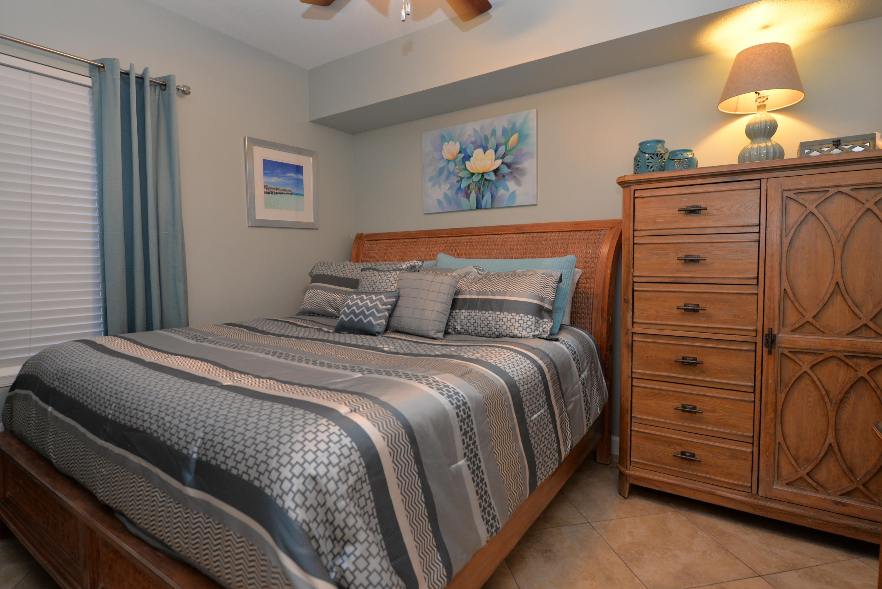 STERLING SHORES - Residential