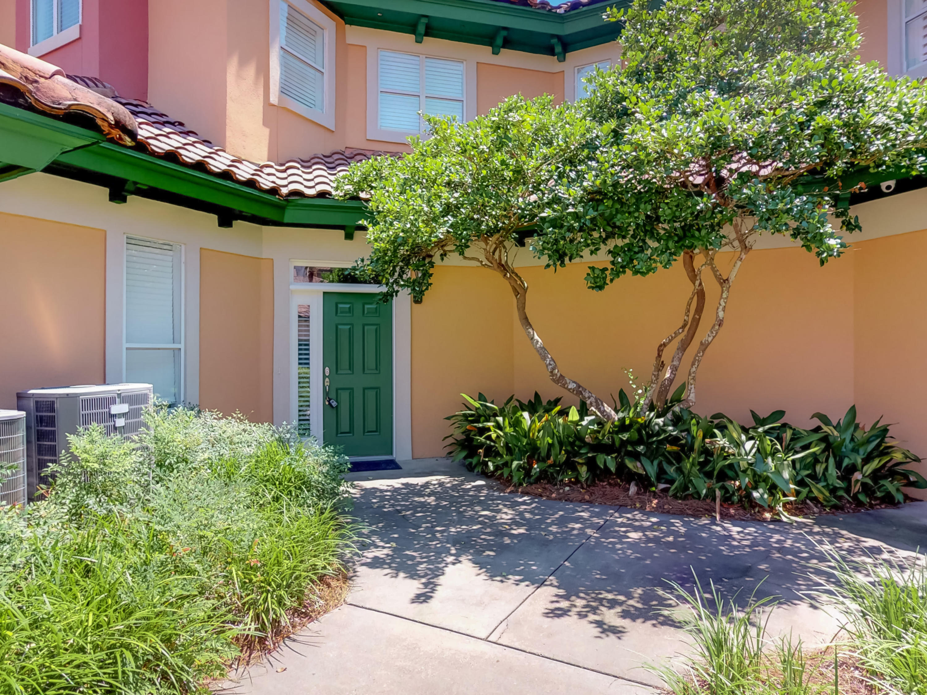 TIVOLI TERRACE - Residential