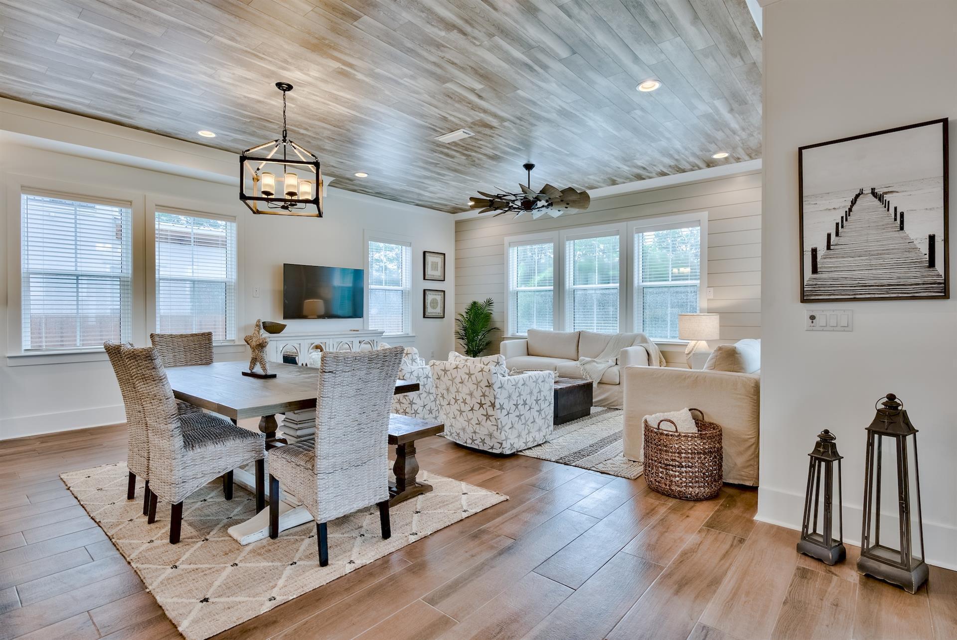 Santa Rosa Retreat - Residential