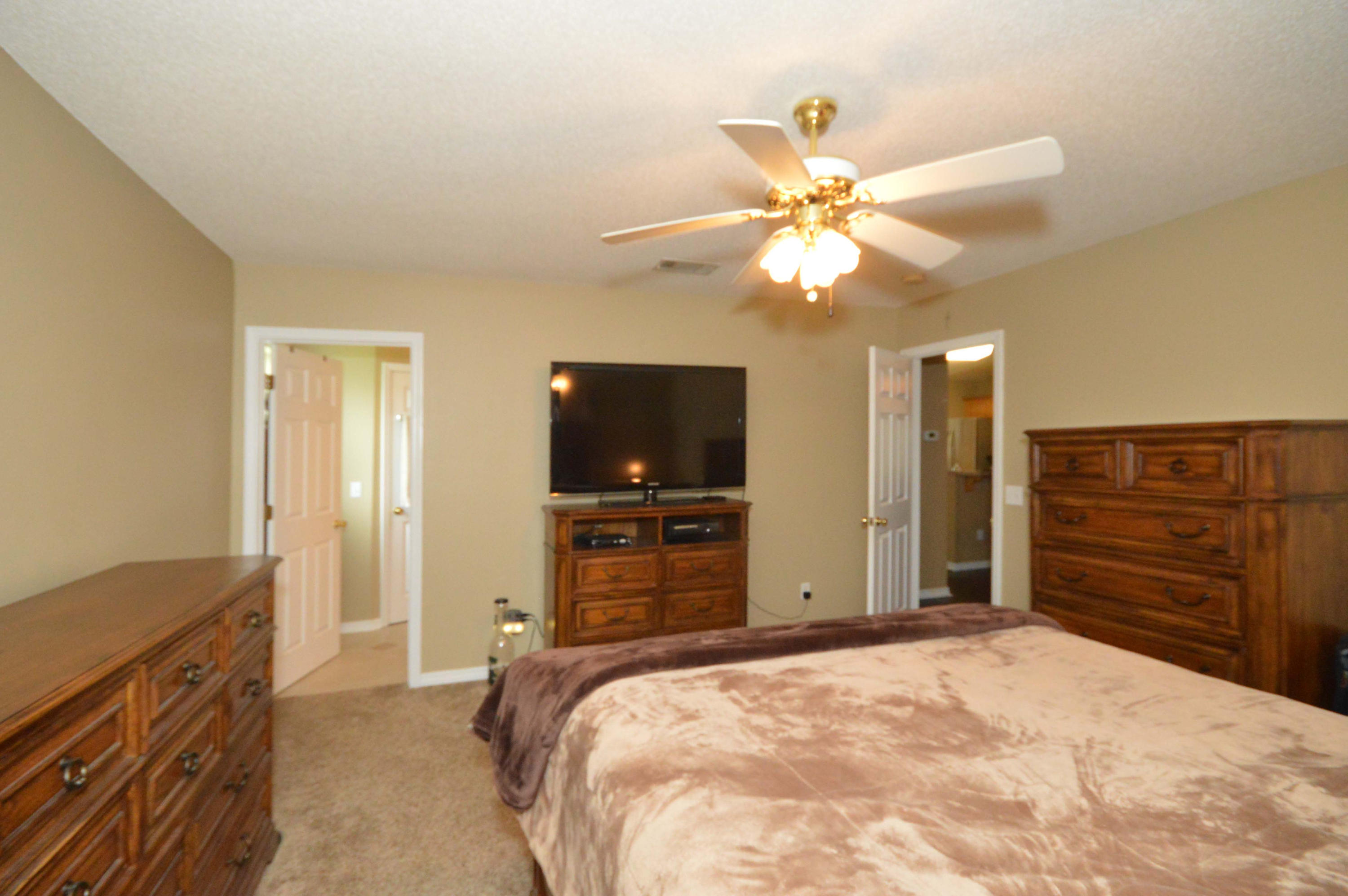 NAVARRE S/D 2ND ADDN - Residential