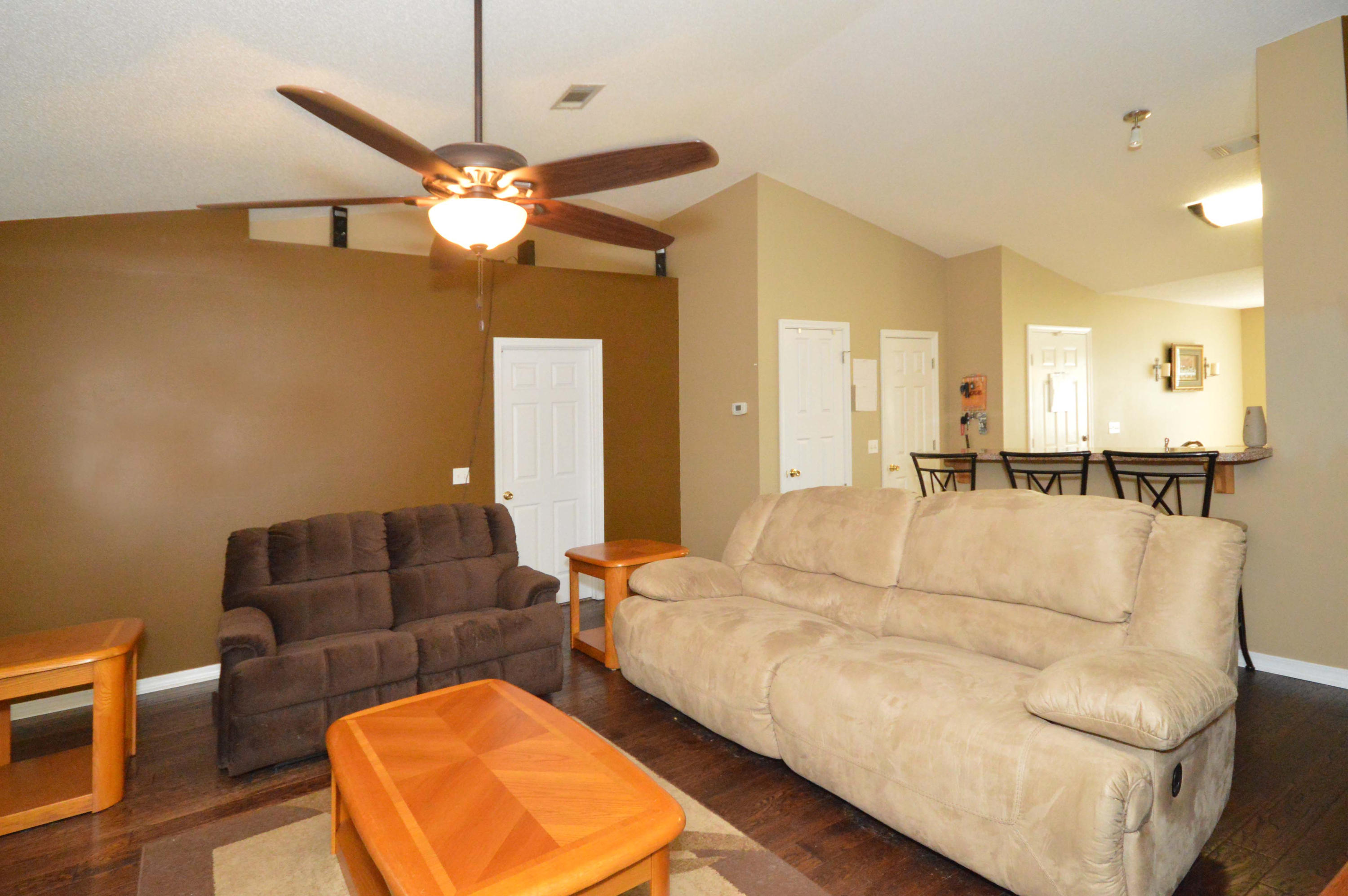 NAVARRE S/D 2ND ADDN - Residential