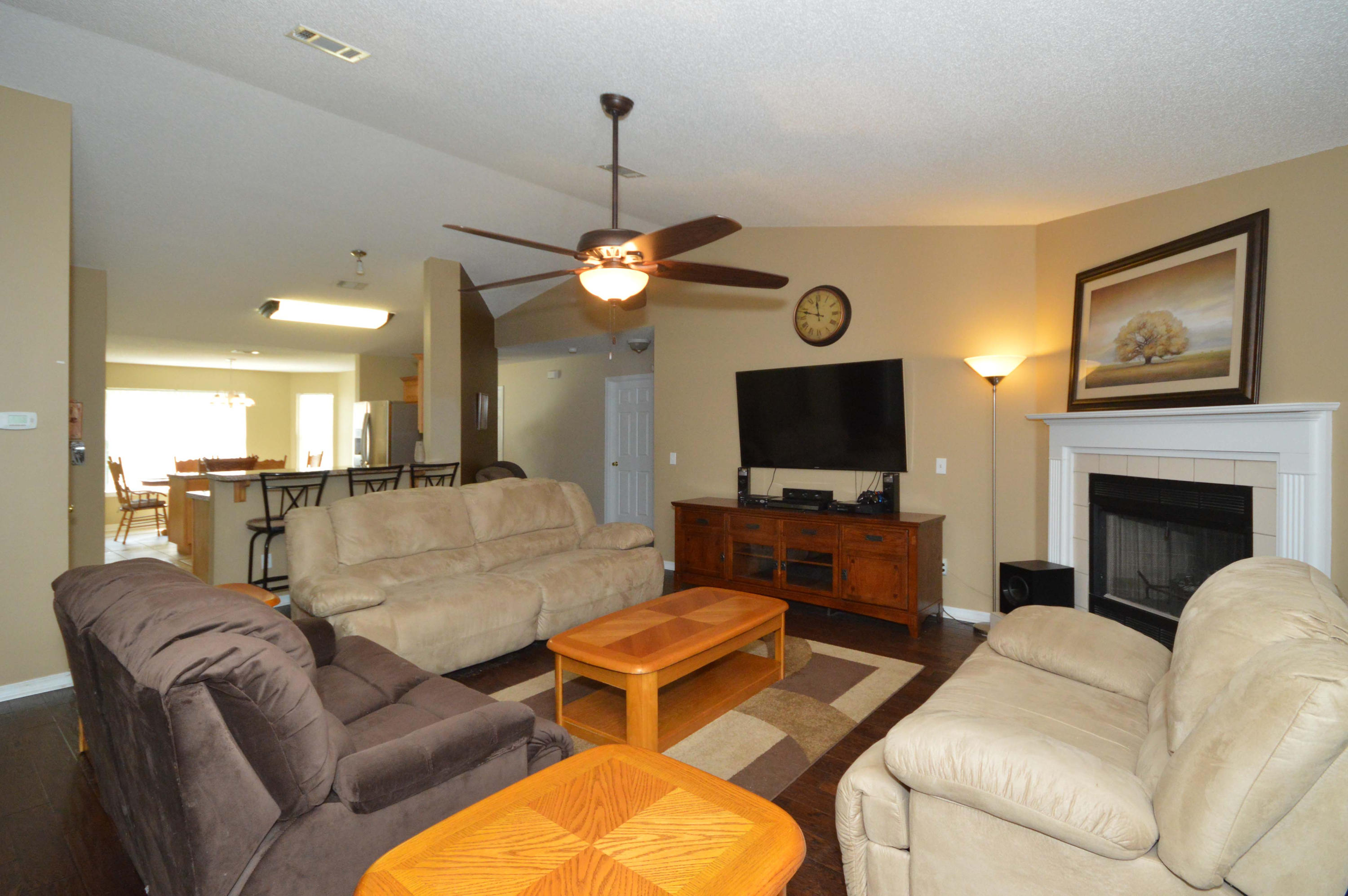 NAVARRE S/D 2ND ADDN - Residential