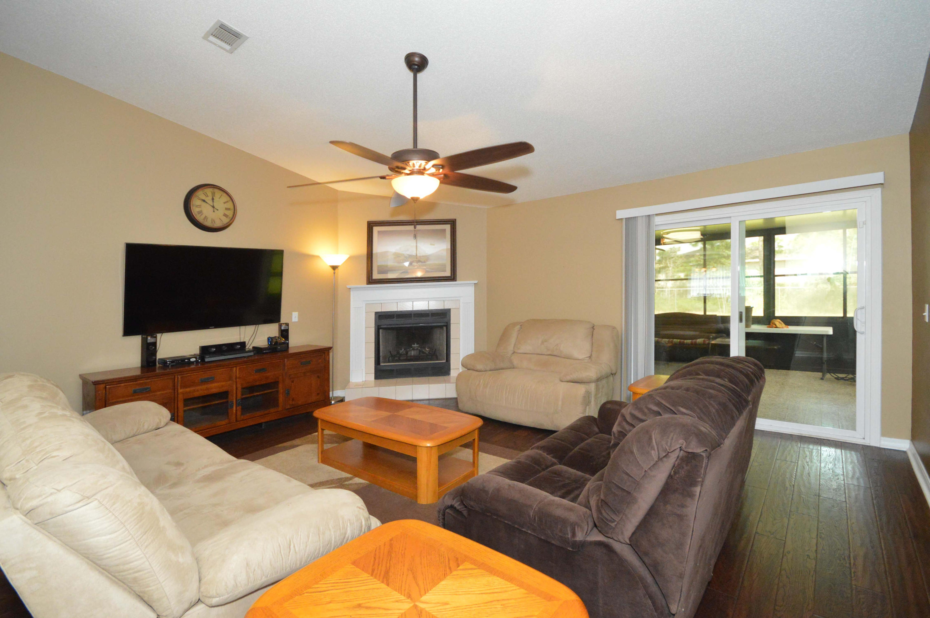 NAVARRE S/D 2ND ADDN - Residential