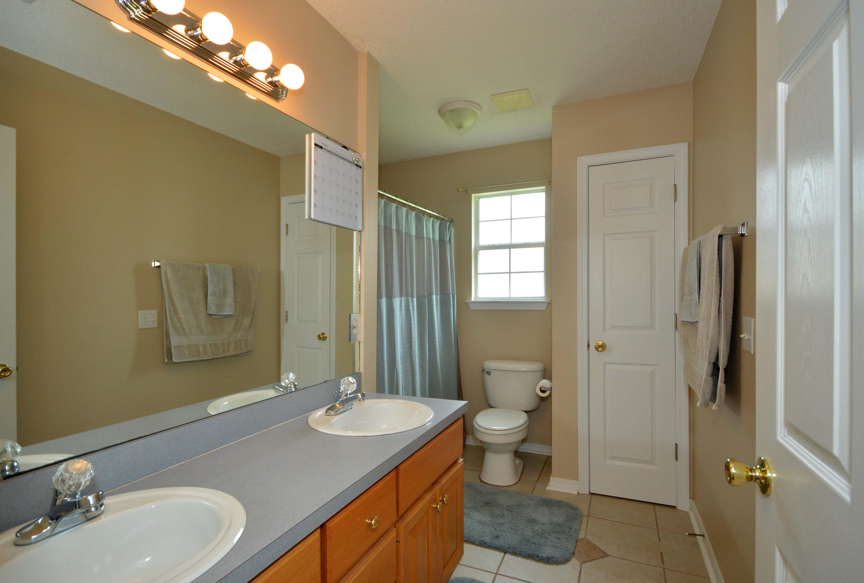 NAVARRE S/D 2ND ADDN - Residential