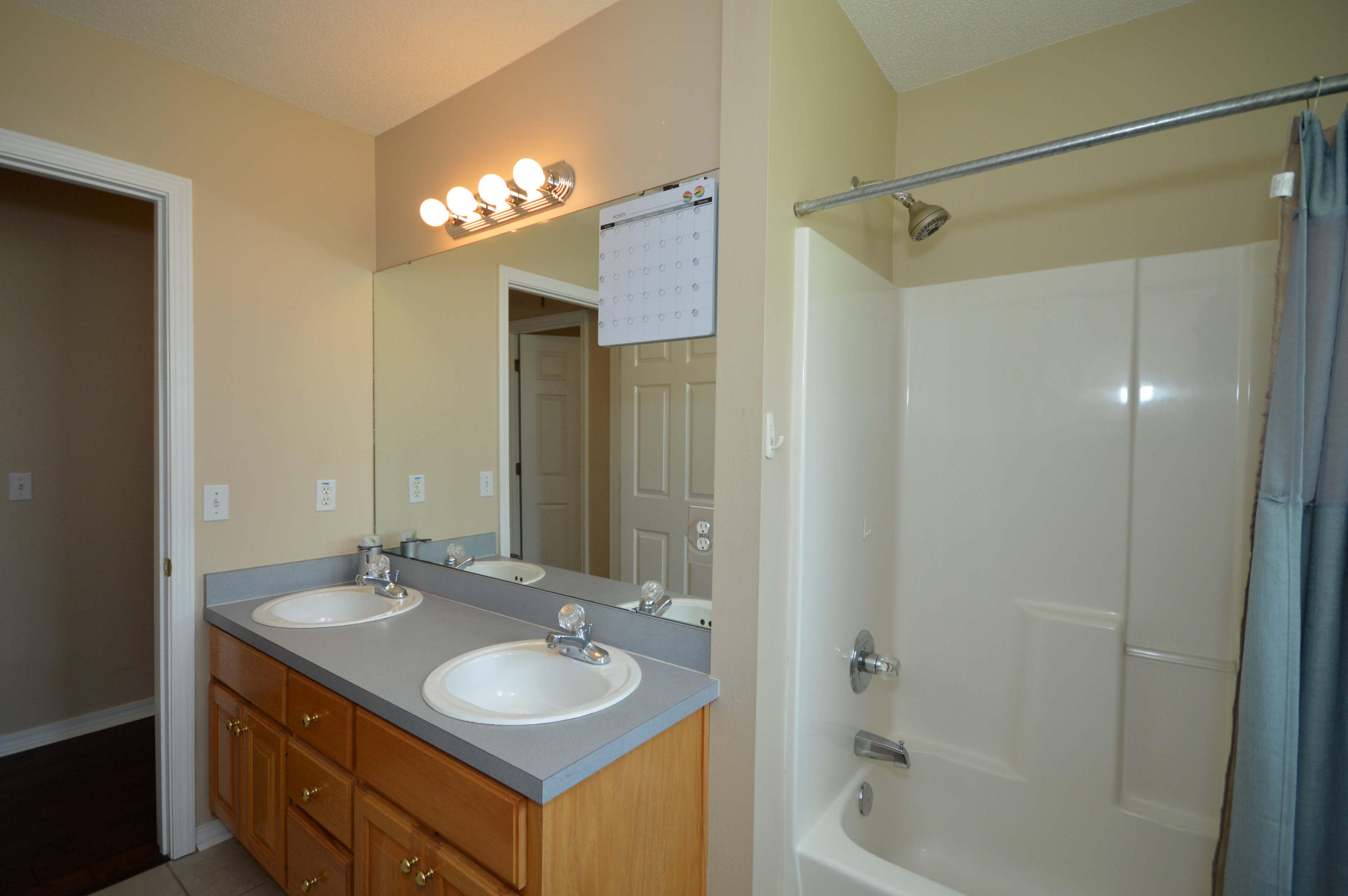 NAVARRE S/D 2ND ADDN - Residential