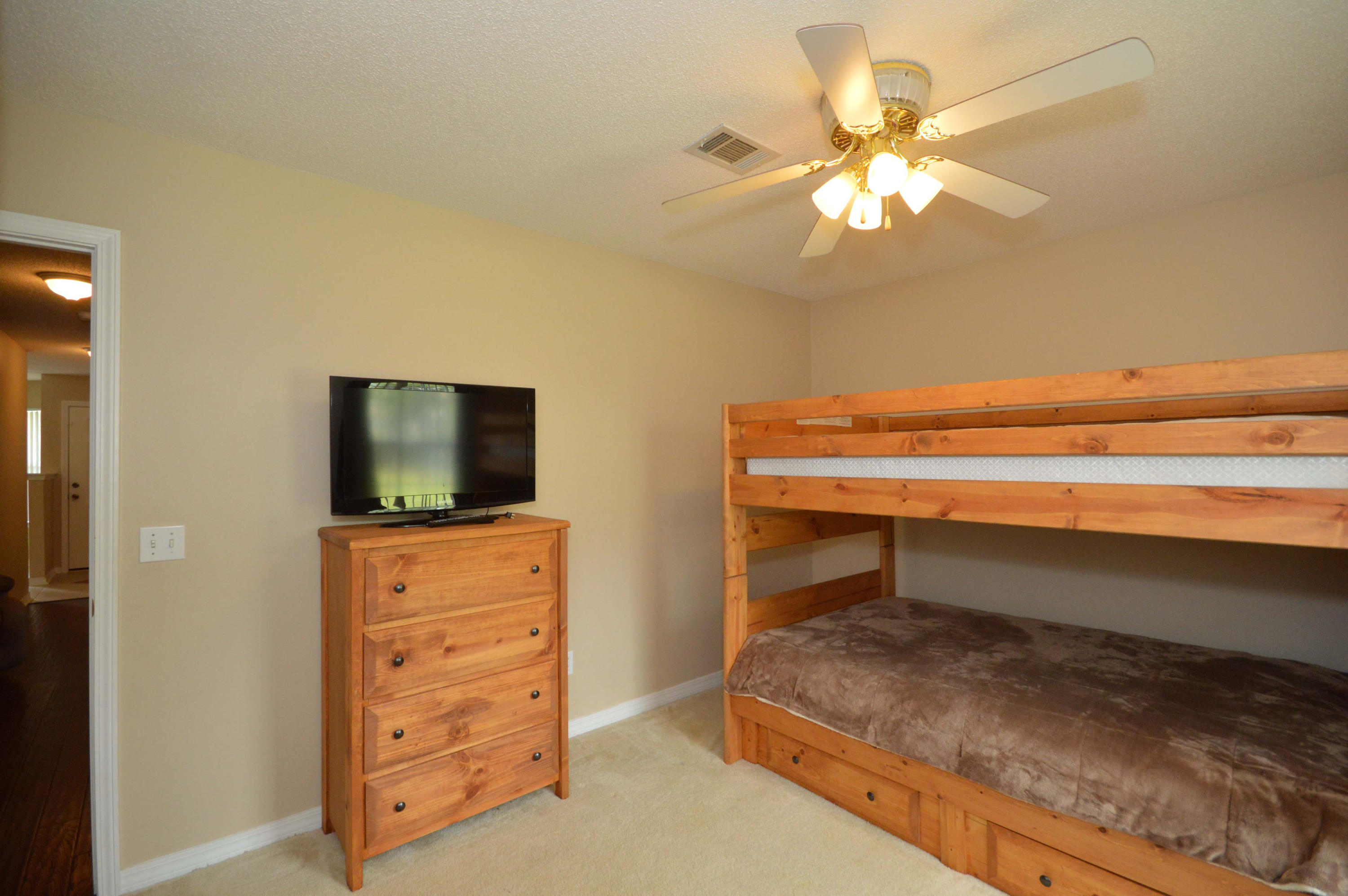 NAVARRE S/D 2ND ADDN - Residential